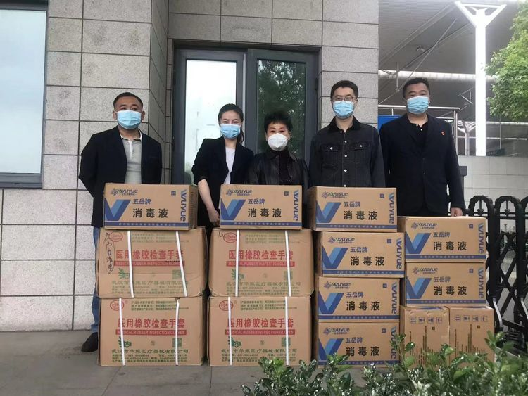【民呼我应,代表有约】物资“派送员”——槐荫区人大代表谢芳