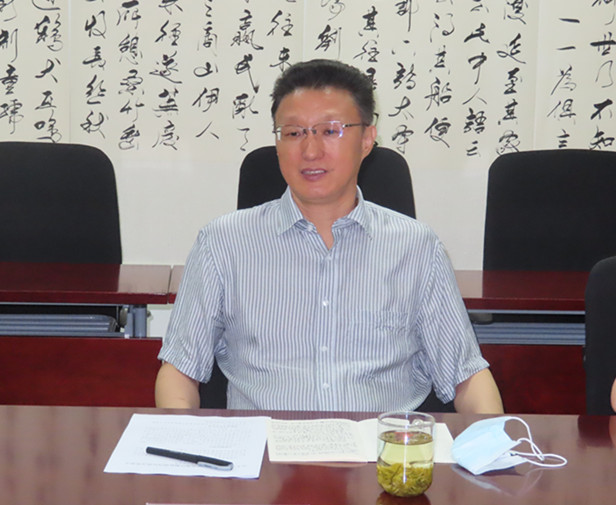 区人大常委会主任孟宪伟带队调研润华集团股份有限公司