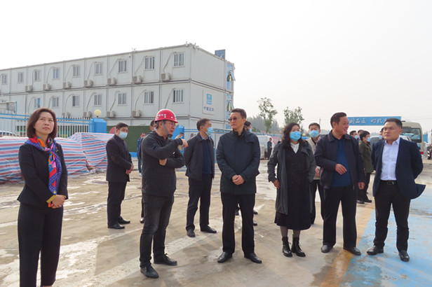 区人大常委会视察全区重点项目建设情况