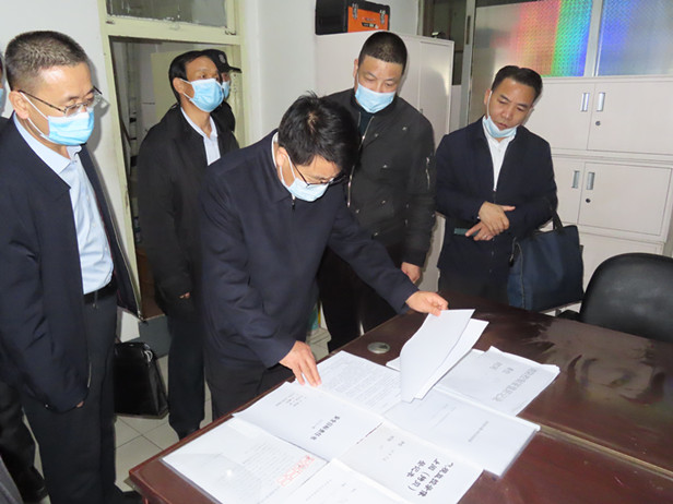市人大常委会副主任刘程华带队调研济南华联商厦安全生产工作