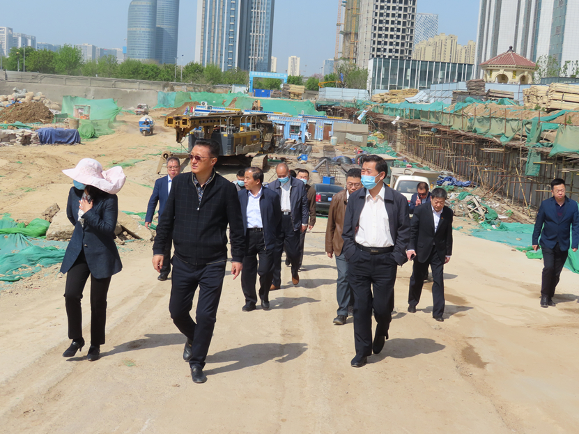 区人大常委会主任会议督导检查全区大气污染防治工作