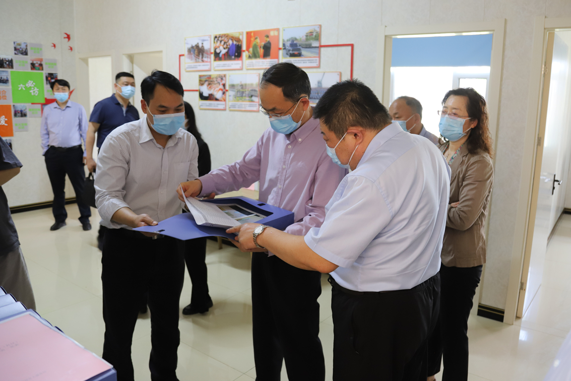 区人大常委会主任会议察看全区退役军人服务保障工作 听取疫情防控工作汇报