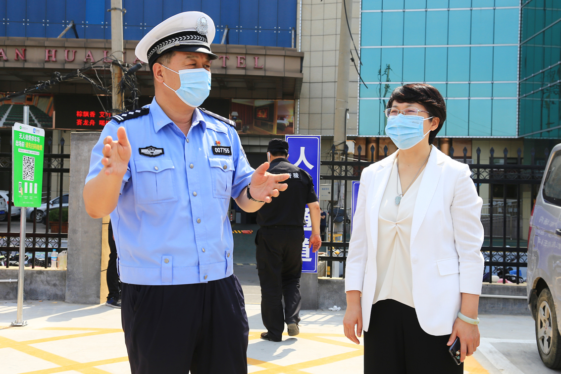 【民呼我应，代表有约】区人大监察和司法委员会调研全区道路交通管理及交警大队政法队伍教育整顿成果工作