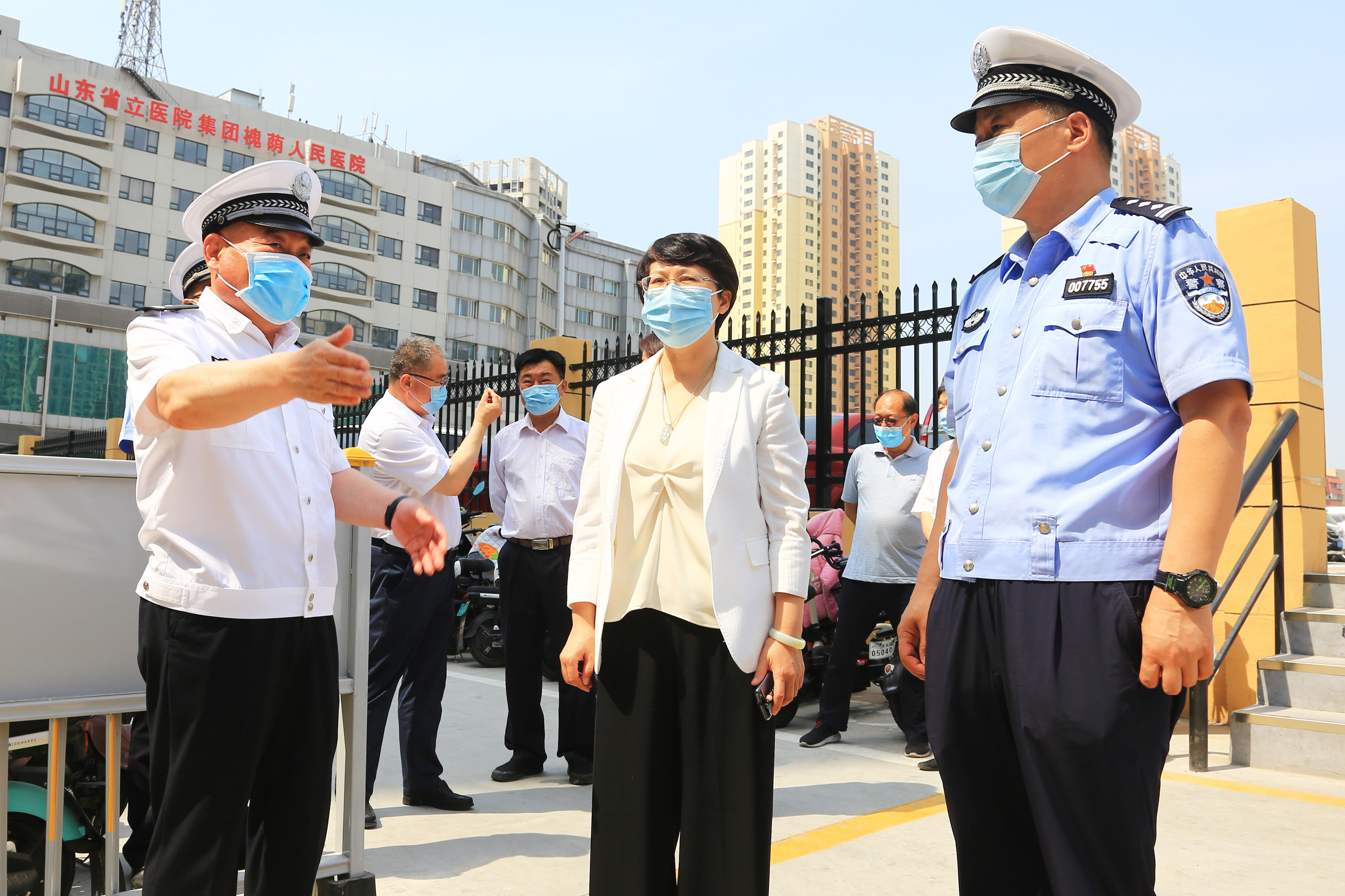 【民呼我应，代表有约】区人大监察和司法委员会调研全区道路交通管理及交警大队政法队伍教育整顿成果工作