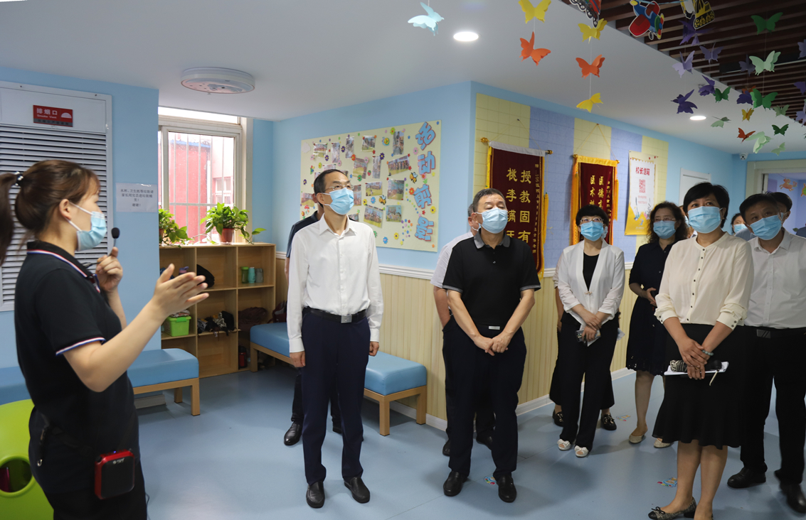 区人大常委会视察全区贯彻实施《中华人民共和国残疾人保障法》情况 听取区政府制造业发展情况报告