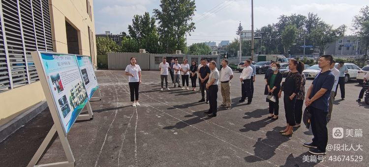 区人大常委会党组副书记、副主任刘惠恩参加段店北路街道“双联系”活动