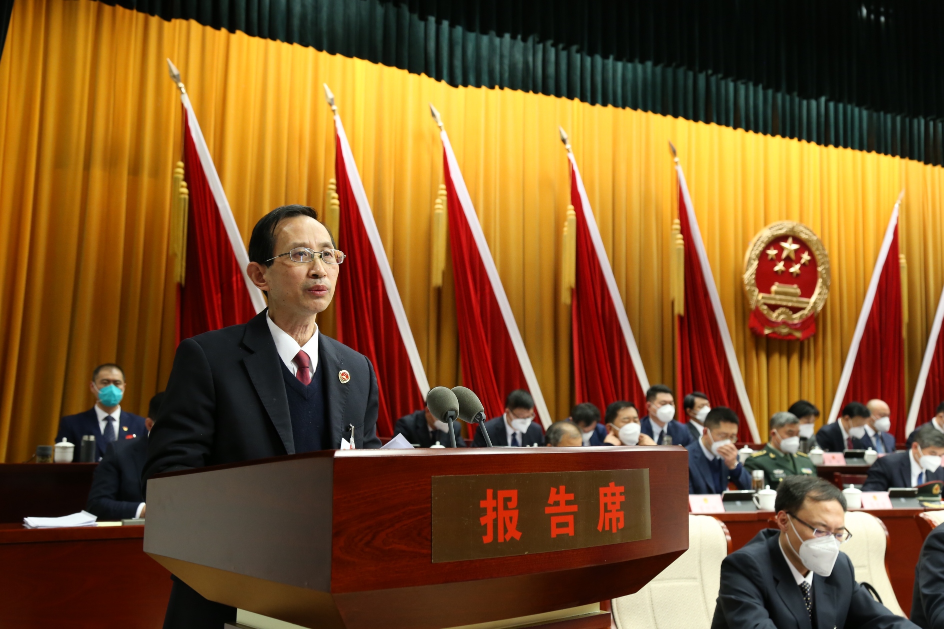 济南市槐荫区第十九届人民代表大会第二次会议第二次全体会议召开