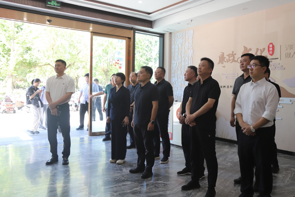槐荫区人大常委会主任会议视察智慧社区建设、交通秩序优化及平安建设工作