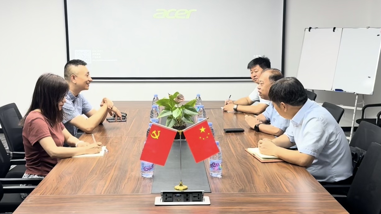 区人大常委会副主任尹强走访联系民营企业