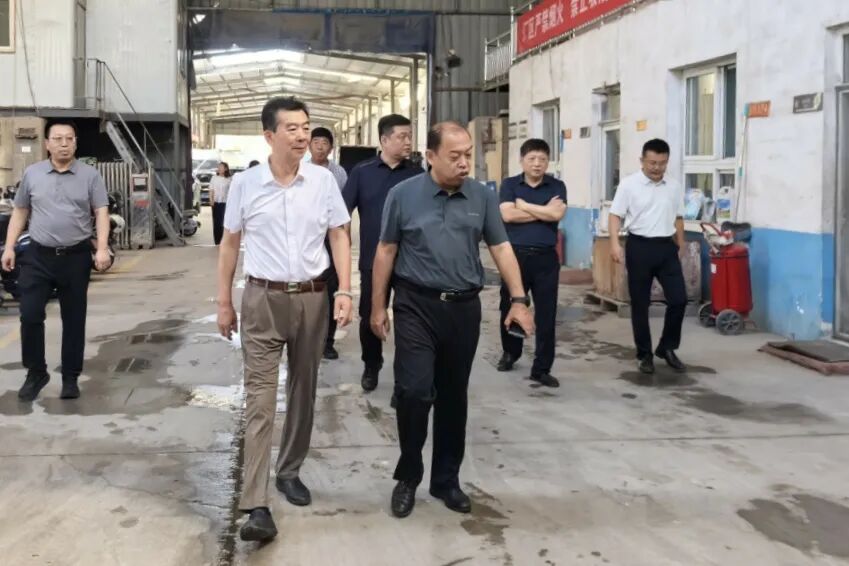 深入园区察实情 履职担当促发展——区人大常委会副主任尹强开展接待代表活动