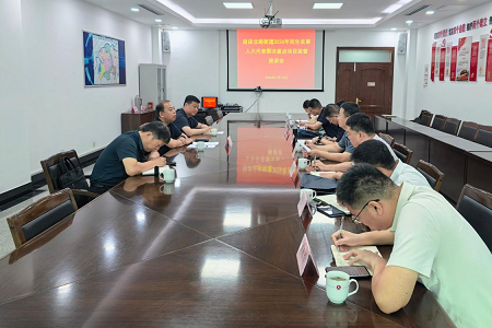 区人大常委会副主任尹强参加段店北路街道民生实事重点项目监督座谈会