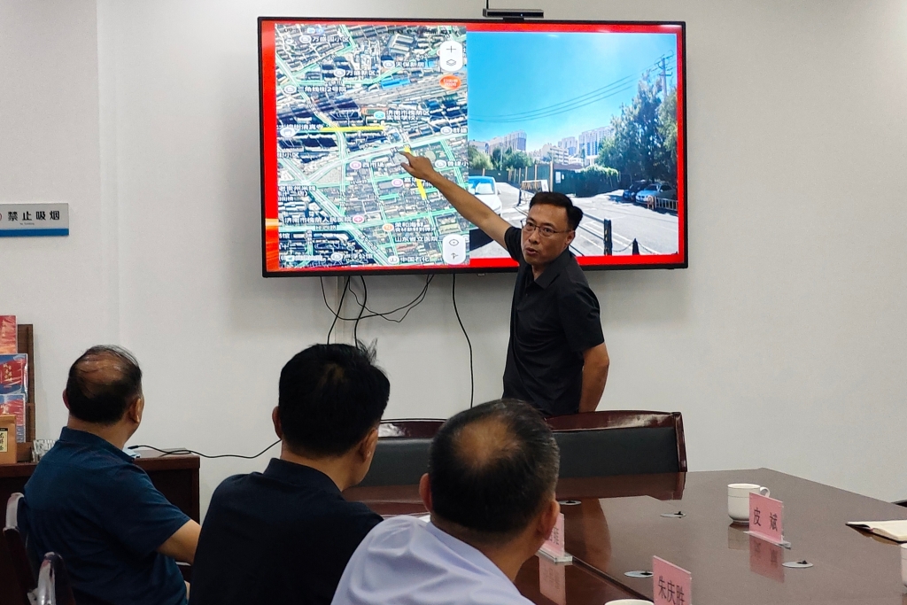朱庆胜副主任到西市场地区开展集中联系代表活动