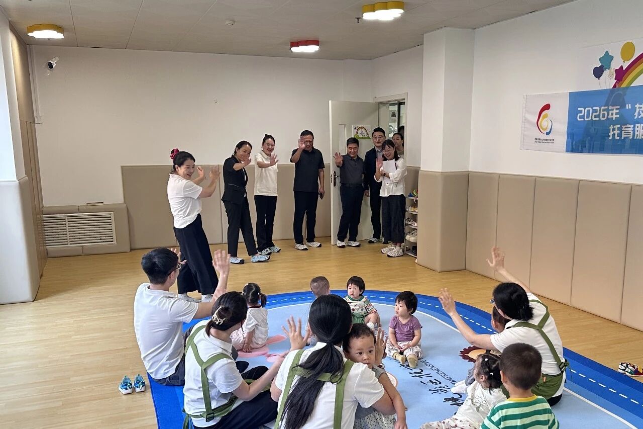 肖波副主任到振兴街地区开展集中联系代表活动