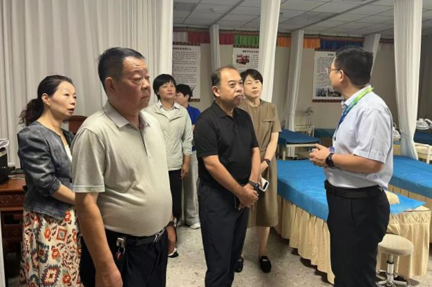 尹强副主任到中大槐树地区开展集中联系代表活动